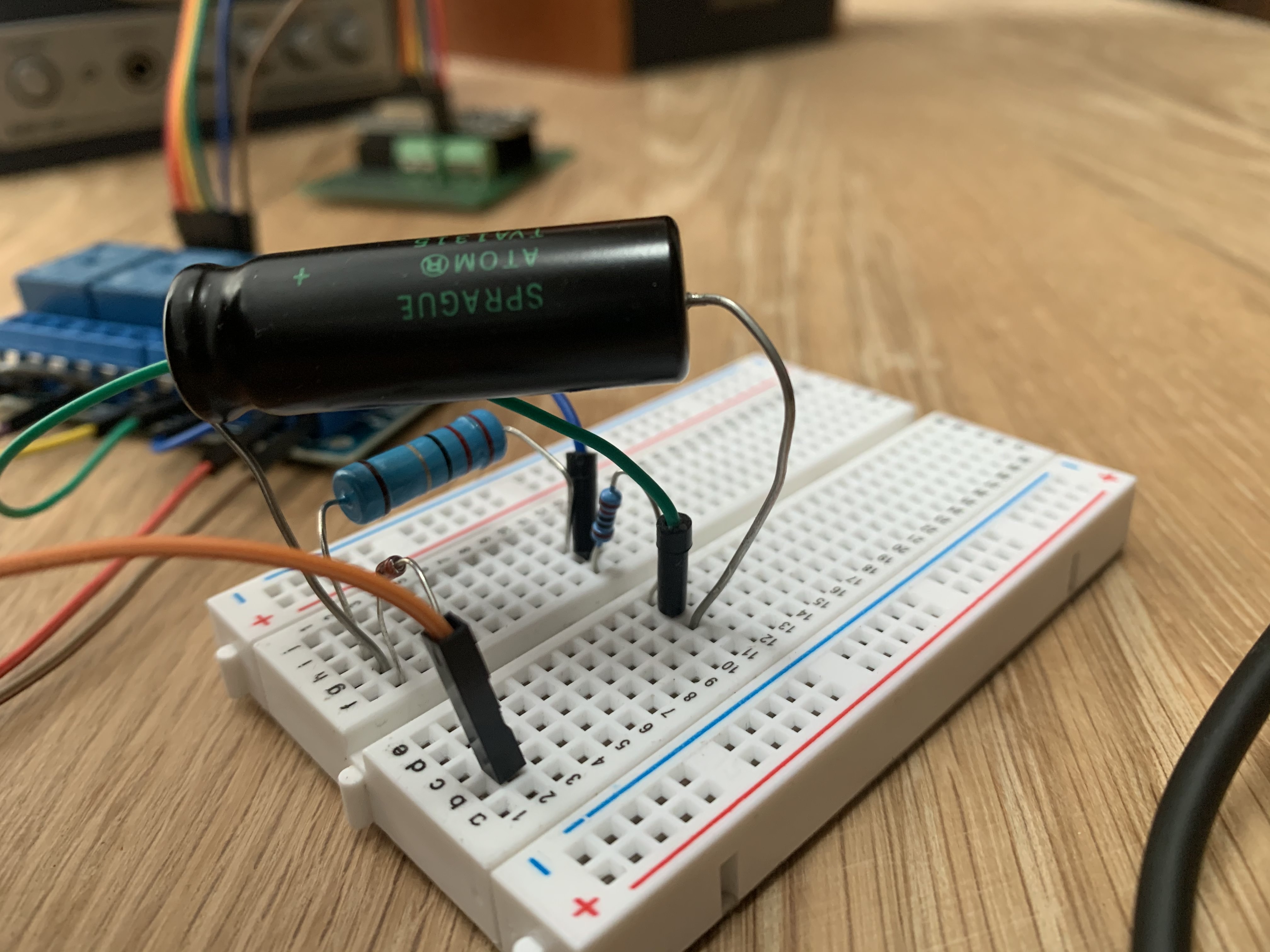 The control circuit wired up on a breadboard